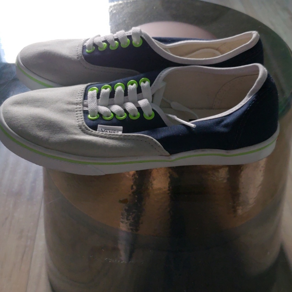 Brand New Custom Made Vans Size 7 - image 2